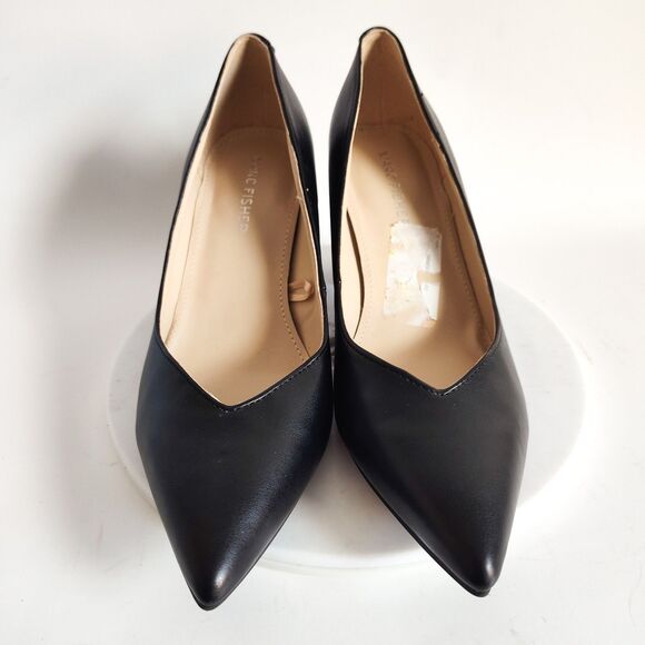 Marc Fisher Pumps Size 6 M Pointy Toe Black Leather Block Heels Slip On Preppy - Picture 6 of 11